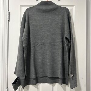 Evidnt NWT Mock Turtleneck Knit Sweater Top Medium Heather Gray Cut‎ Sleeve